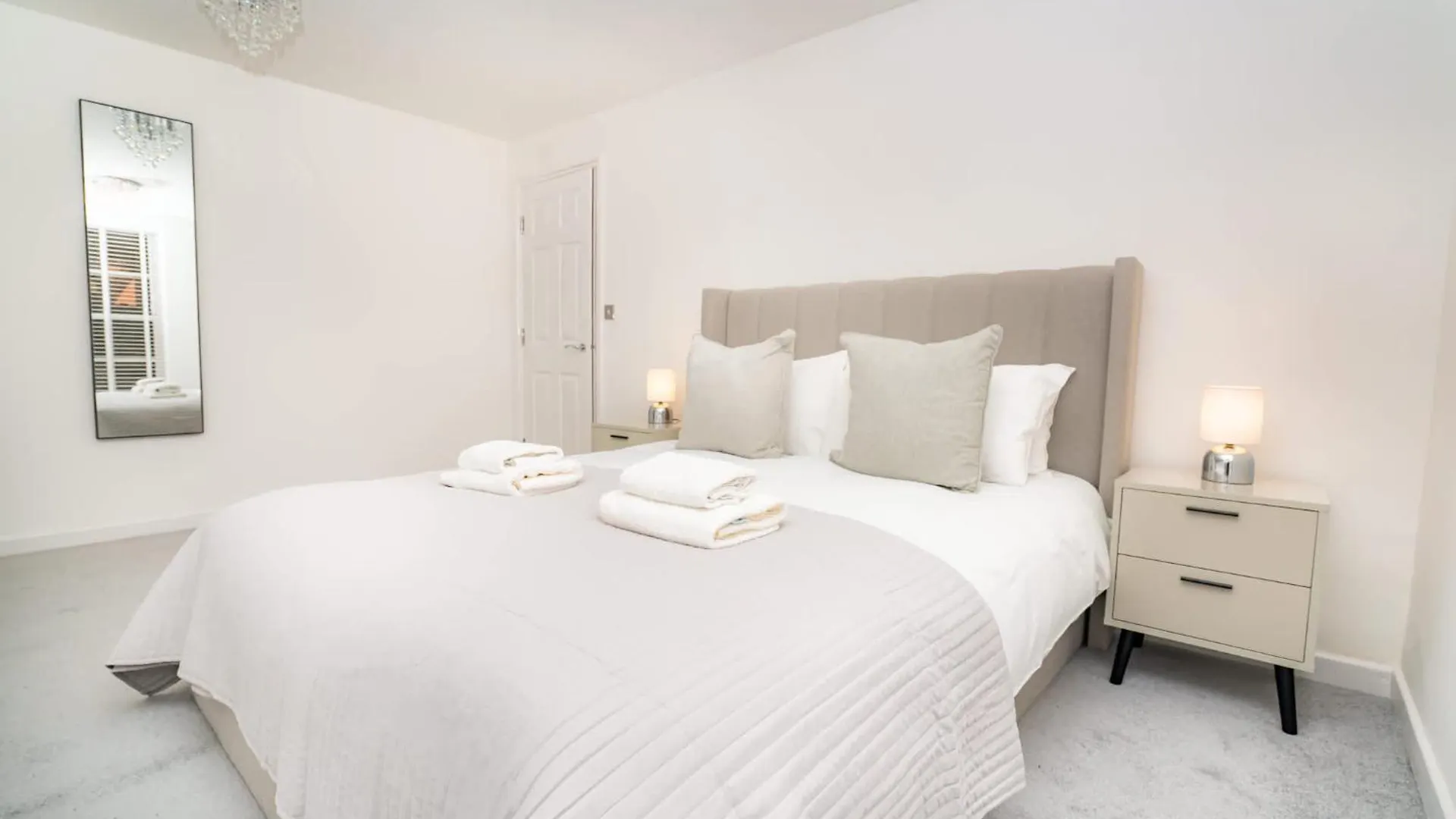 Fabulous 1 Bedroom Apartment In Cheltenham Centre
