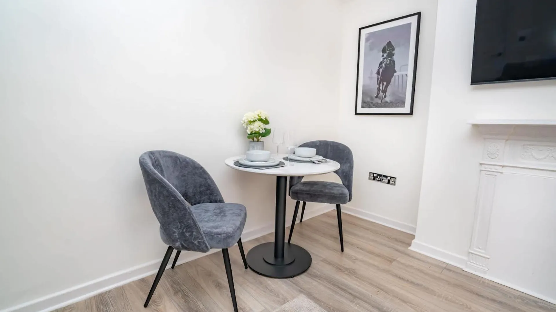 Fabulous 1 Bedroom Apartment In Cheltenham Centre United Kingdom