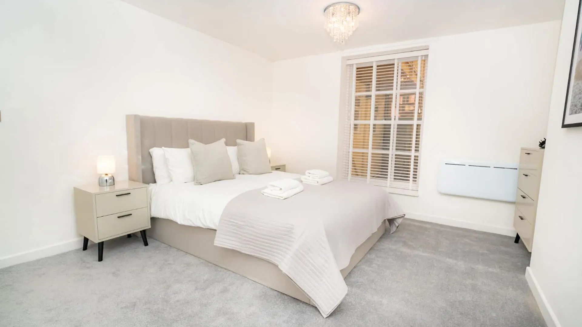 Fabulous 1 Bedroom Apartment In Cheltenham Centre